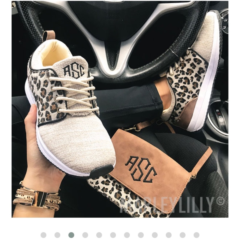 Leopard print sneakers - Picture 4 of 10